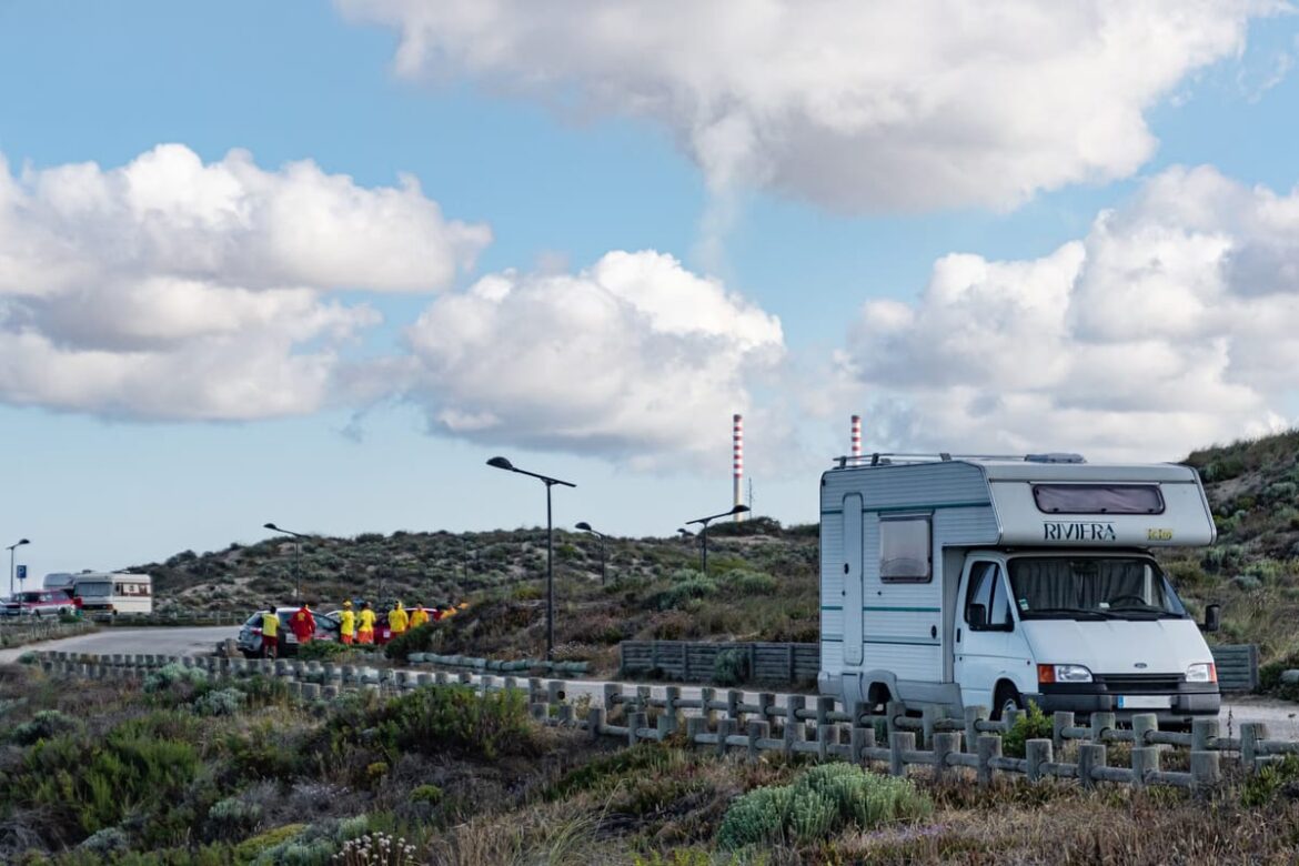Pourquoi de plus en plus d'habitants du Var partent en camping-car vers l'Espagne