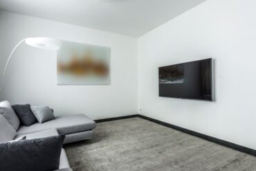 Salon minimaliste 2026 : 7 astuces pour un espace fonctionnel